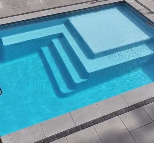 How Long Do Fiberglass Pools Last?